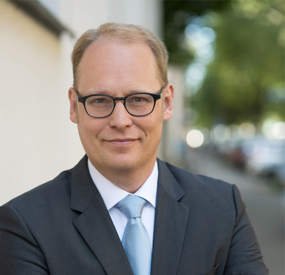 0004_Schmid_LR_2_19092019_ganzklein